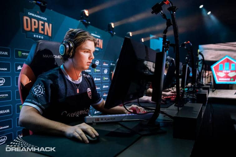 Kjaerbye retirada