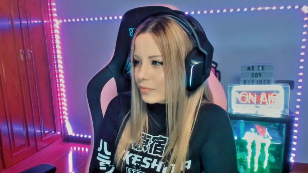 Las 10 jugadoras de eSports más sexys 4 Sara Biyín